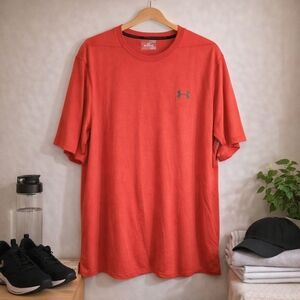 Under Armour HeatGear XL Coral Athletic Training T-Shirt Loose Fit